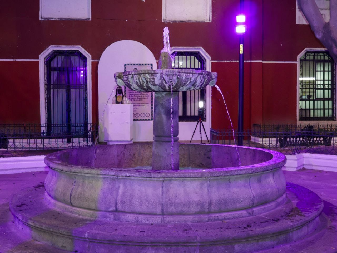 b0c12e56-cfed-4fab-a7ec-4ef9c25da1cc