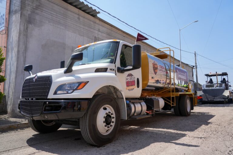 8c5b3851-8a55-495e-8247-b941d685206b