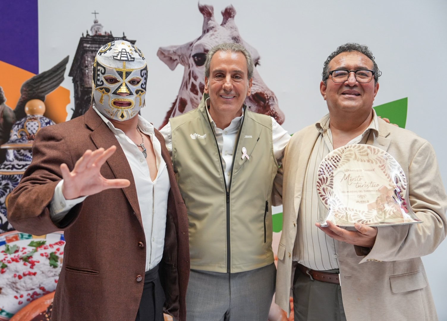 Pepe Chedraui encabeza la conmemoración del Día Mundial del Turismo y entrega reconocimientos