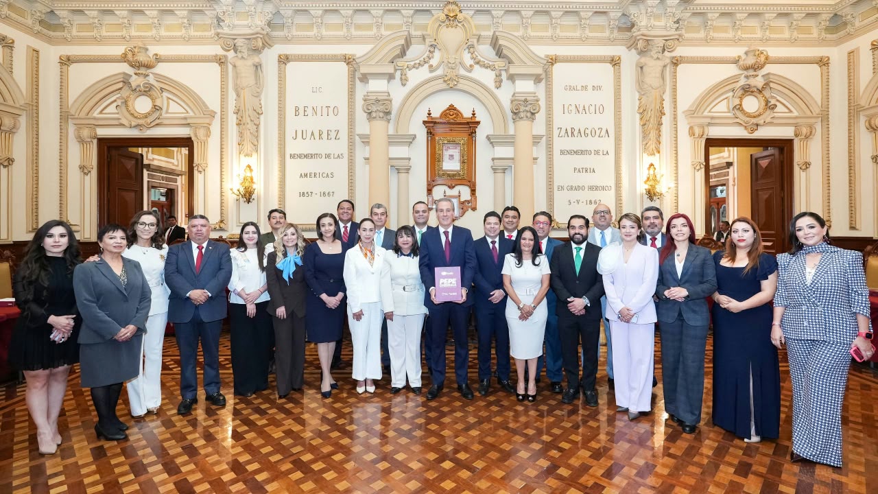 Pepe Chedraui presenta su Segundo Informe de Gobierno en Sesión Solemne de Cabildo
